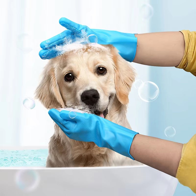 犬や猫のシャンプーやお風呂、毛づくろい、抜け毛処理に最適な、 - Rubber Glove Cleaning のレビューと価格